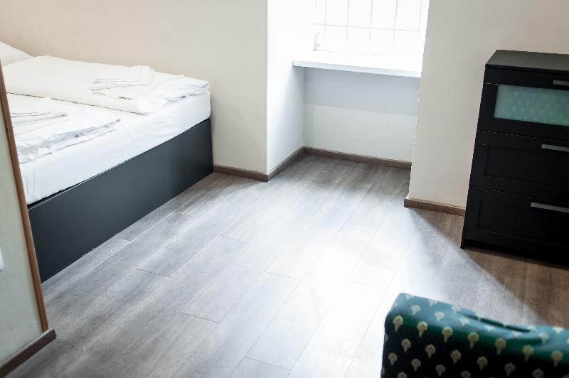 Le Petit Hotell
