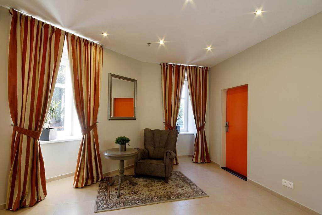 Hotell Le Petit 3*